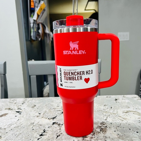 Limited Edition - Target Red Valentine’s Stanley - 40oz - Picture 1 of 8
